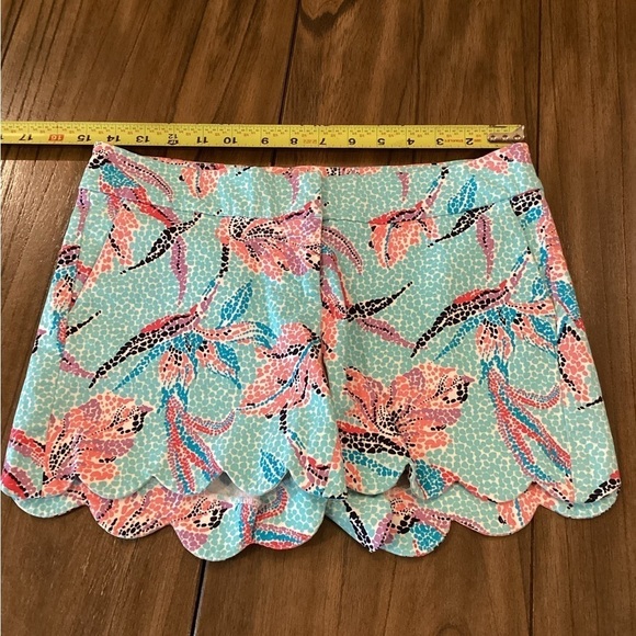 Crown & Ivy Scalloped Hem Chino Floral Tropical Summer Cotton Shorts 2p - Picture 4 of 6